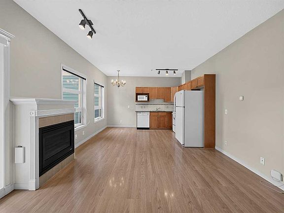 4th image of 333 N Riverfront Ave SE #209