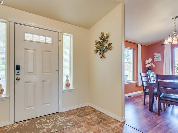 4th image of 105 Wyoming Dr