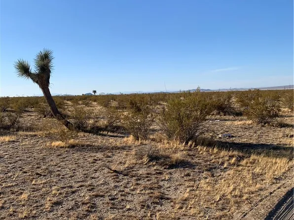 0 Paramount St #1, Adelanto, CA 92301