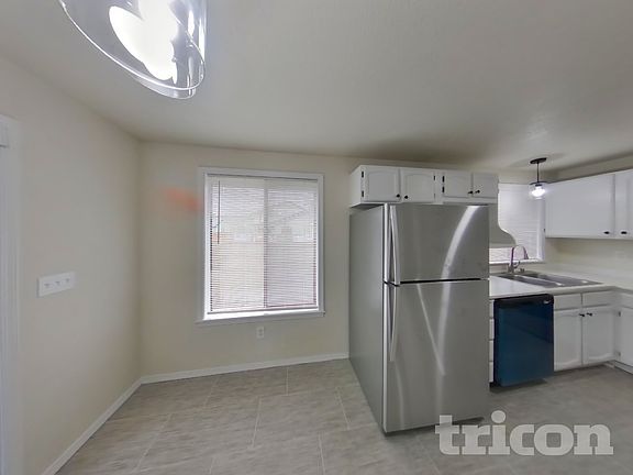 4th image of 1504 8th Avenue Ct SE