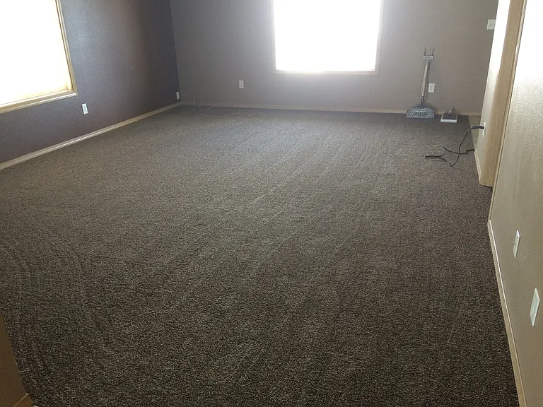 1900 Leanne Ave — Photo 3