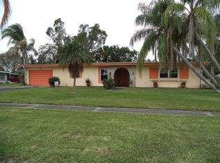 3005 SE Woodring Ln, Pt Saint Lucie, FL 34953