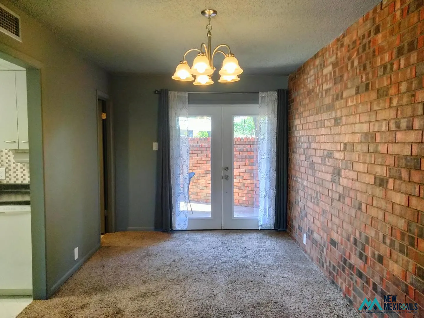 1 bed, 2.0 bath, 1080 sqft, $1,095 — Photo 4