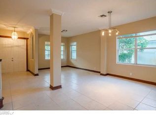 674 SW 168th Way, Pembroke Pines, FL 33027