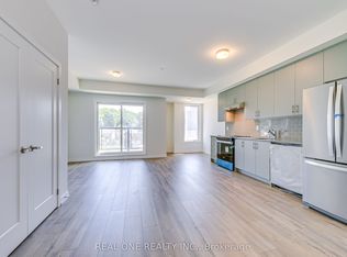 3566 Colonial Dr #22, Mississauga, ON L5L 0C1