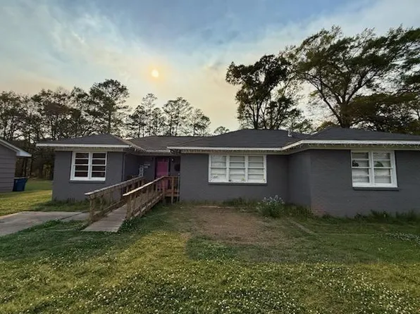 1315 Meadowbrook Ln, Jackson, AL 36545