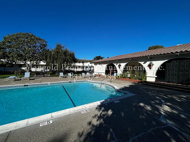 500 Glenwood Cir #130 — Photo 4