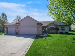 18970 Tyler Dr, Goshen, IN 46528