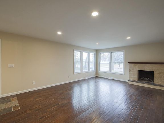 2nd image of 1234 E Forest Ave