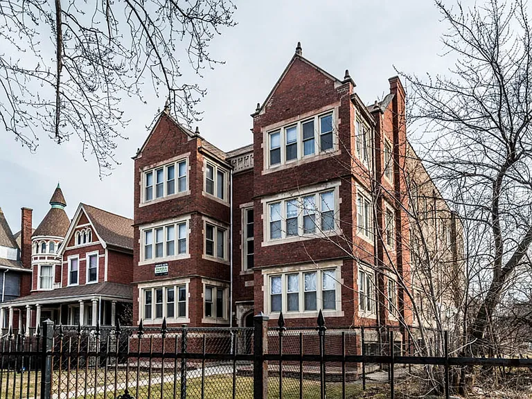 617 N Central — Photo 12