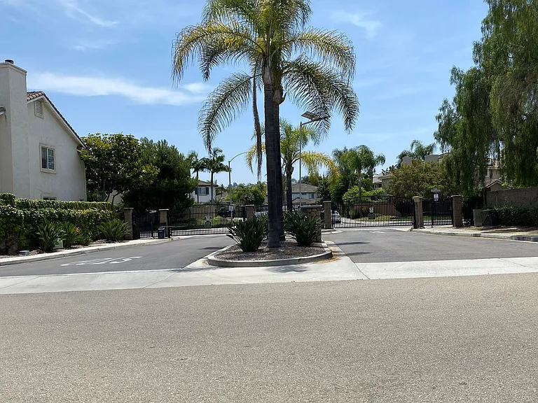 393 Spring Canyon Way — Photo 56
