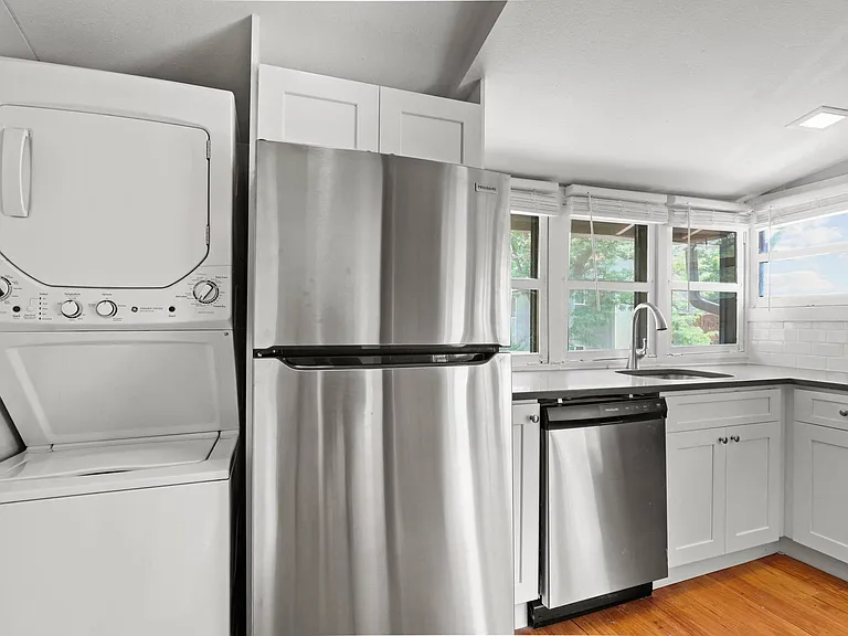 3004 Broadway St #1-3 — Photo 46