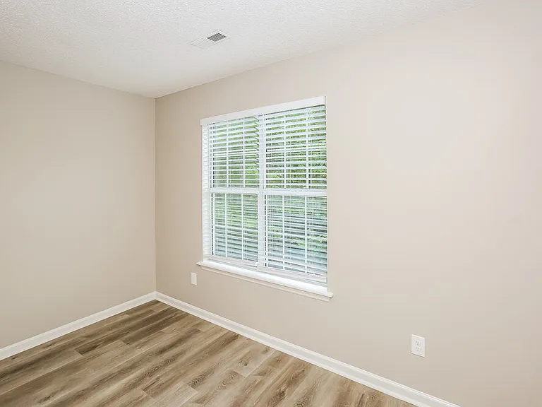 4006 Brookforest Ln — Photo 15