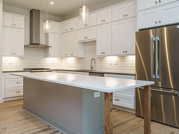 2nd image of 1521 Havenmont Ct