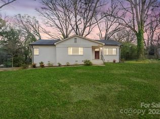 4329 Castleton Rd, Charlotte, NC 28211