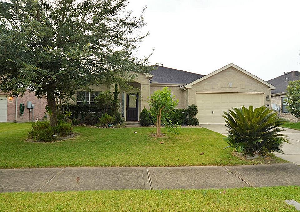 1st image of 3723 Grand Hills Ln