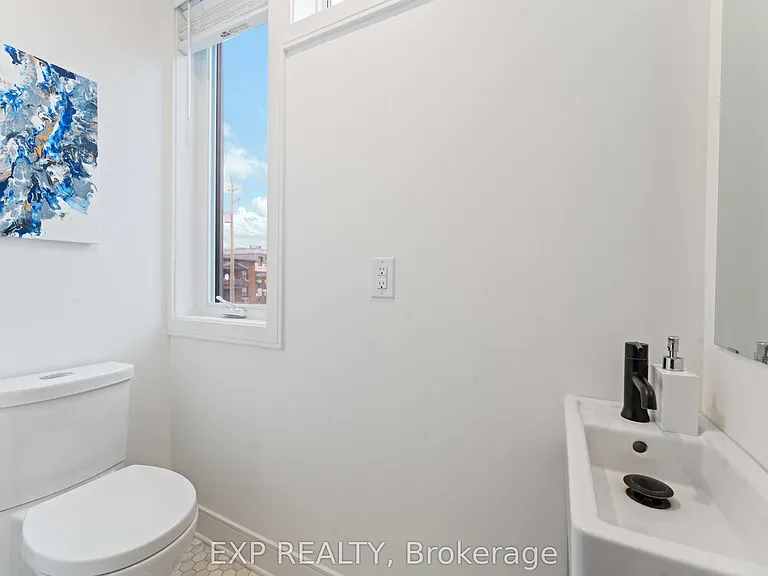 9 Anderson St — Photo 14