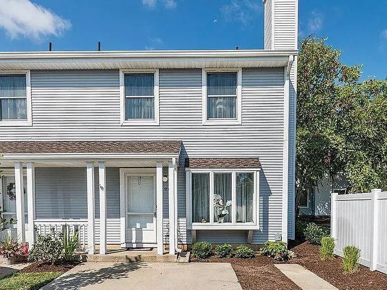 177 Jonathon Dayton Ct — Photo 2