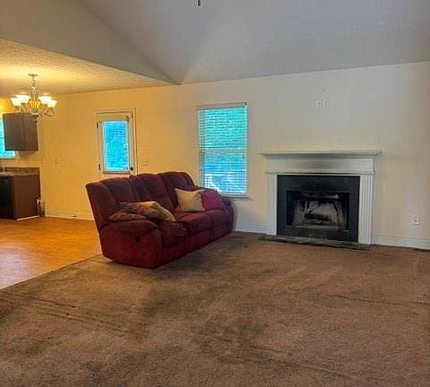 4th image of 603 Cole Creek Dr
