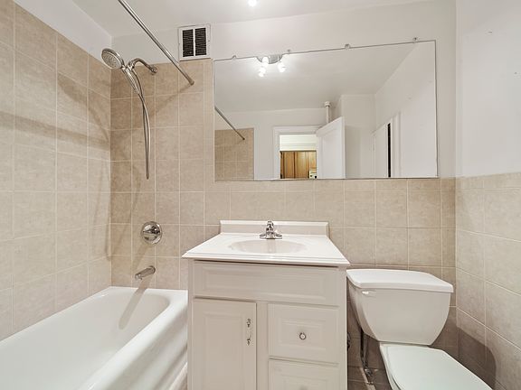 5th image of 235 W 102nd St APT 9B