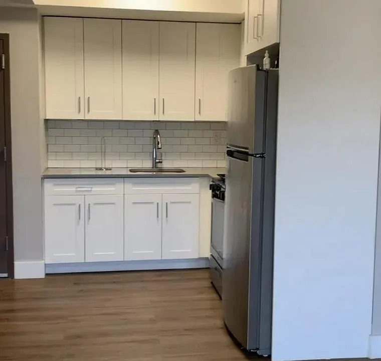 1012 Kelly St #4A