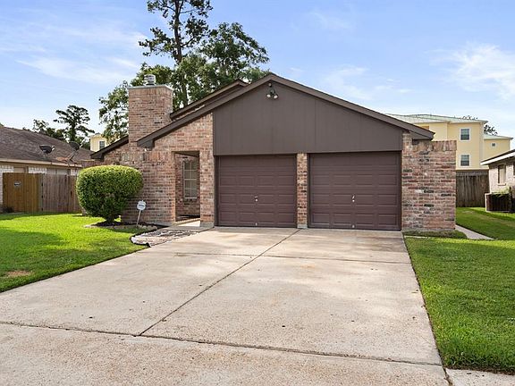3rd image of 7210 Foxway Ln