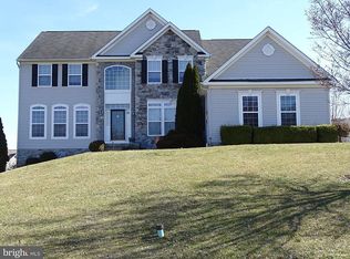 90 Sydney Ct, Hanover, PA 17331