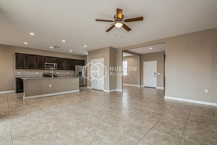 30151 W Clarendon Ave — Photo 8