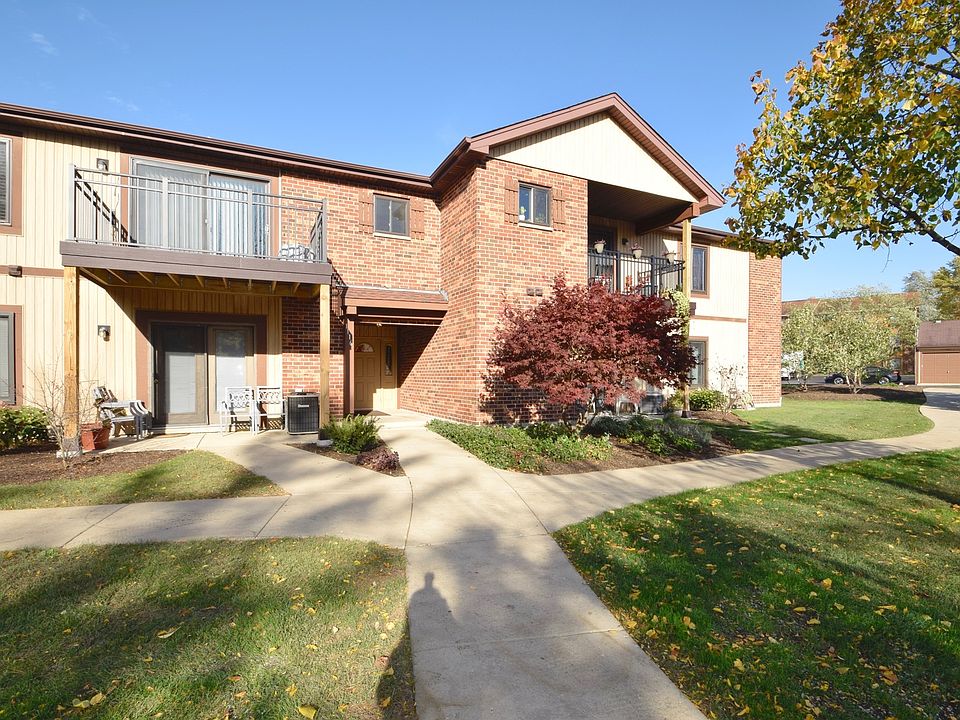 1st image of 1116 Prescott Dr APT 2A
