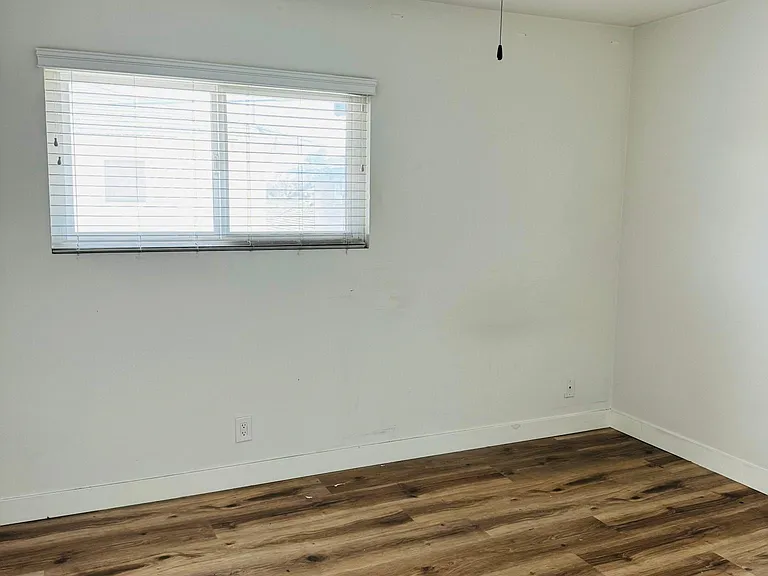 7572 Volga Dr #4 — Photo 4