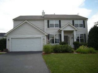 1480 Whitney Ct, North Aurora, IL 60542