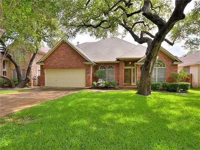 Beautiful Exterior with BRAND NEW ROOF as of April 2016.