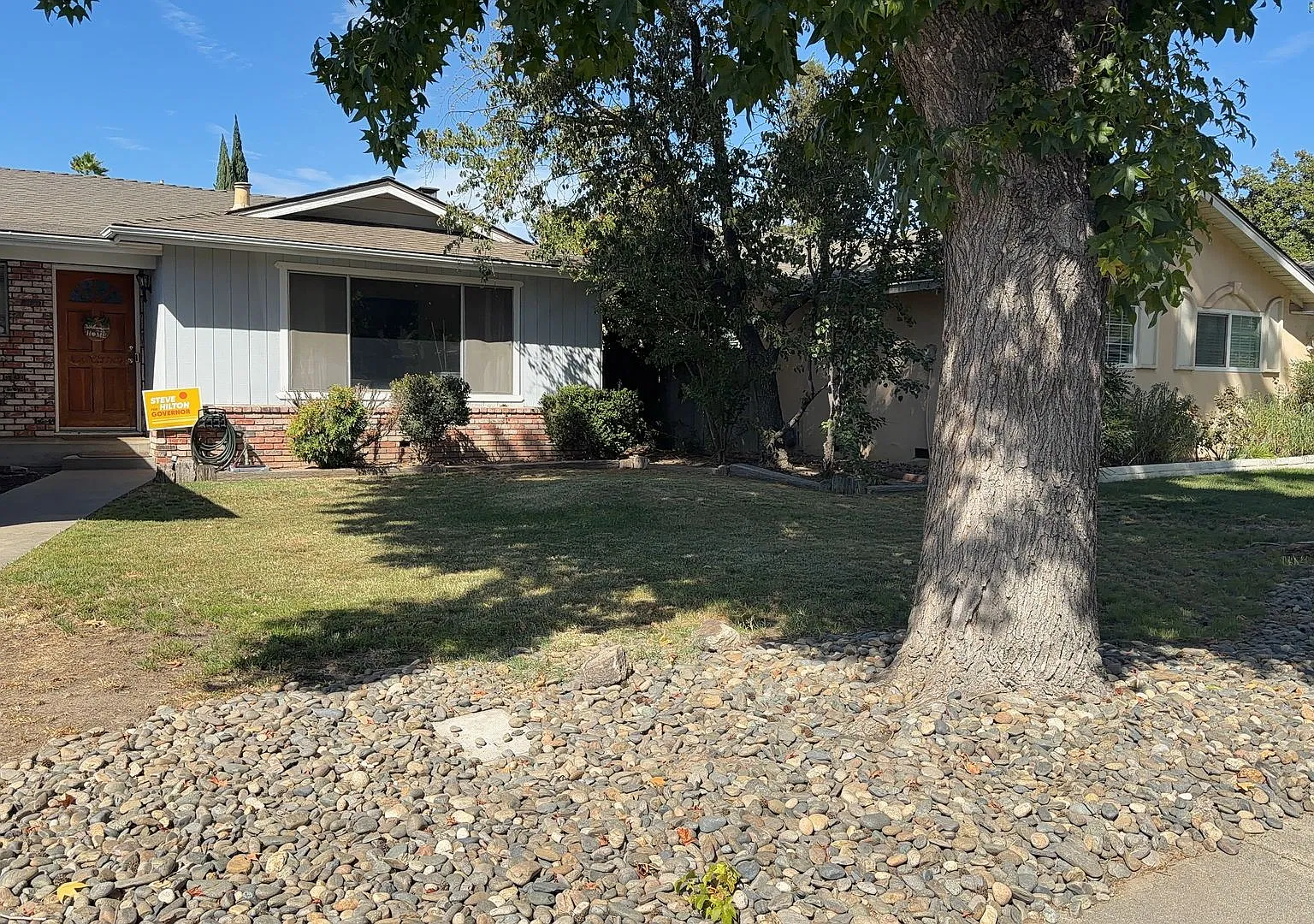 3 bed, 1396 sqft, $2,200 — Photo 1