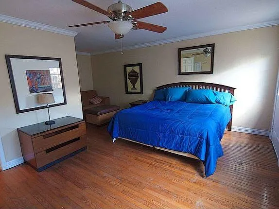 3 bed, 2.5 bath, 1520 sqft, $2,500 — Photo 2