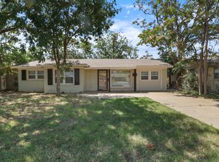 2203 37th St, Lubbock, TX 79412