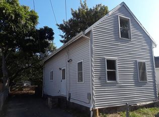 45 13th St, Wareham, MA 02571