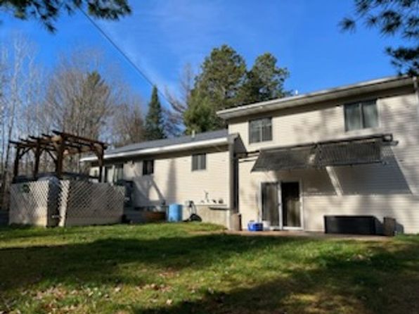 1552 White Pine Trl, Cloquet, MN 55720