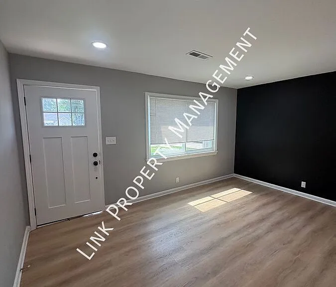 123 Sequoia Dr #A — Photo 40