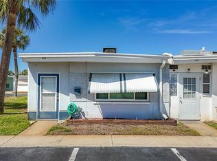 250 Rosery Rd NW APT 228, Largo, FL 33770