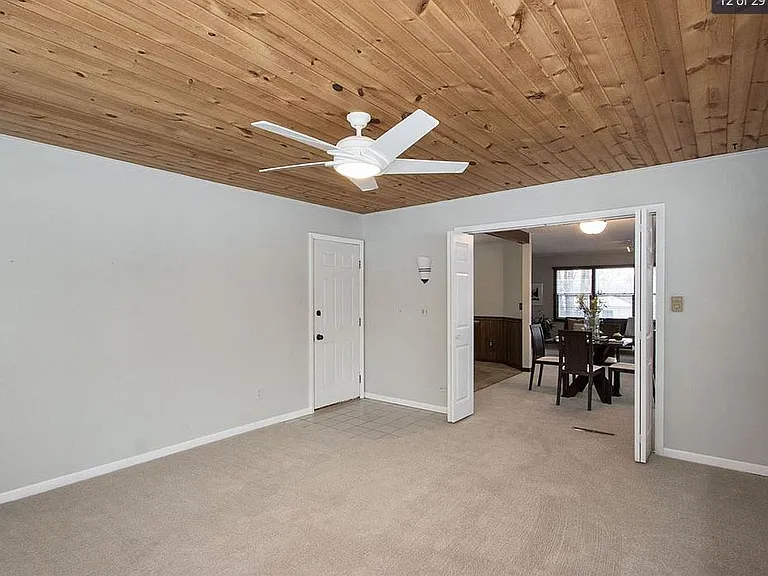 21 Highland Dr — Photo 9