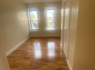126 Boerum St #6B, Brooklyn, NY 11206
