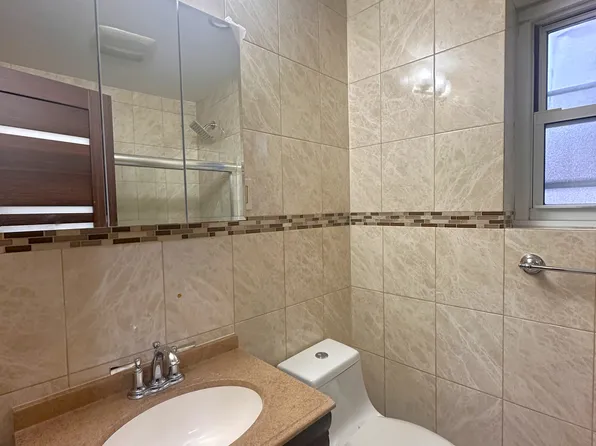 10-01 154th Street image 19 of 20