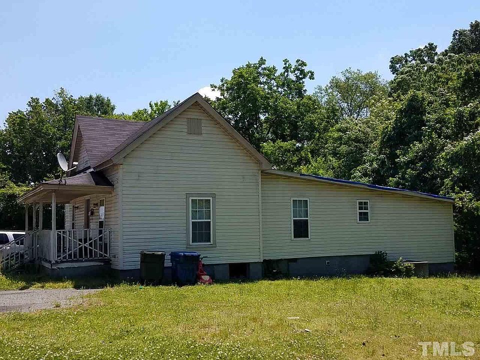 2nd image of 728 Hopkins St