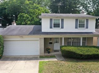 309 Woodsboro Dr, Royal Oak, MI