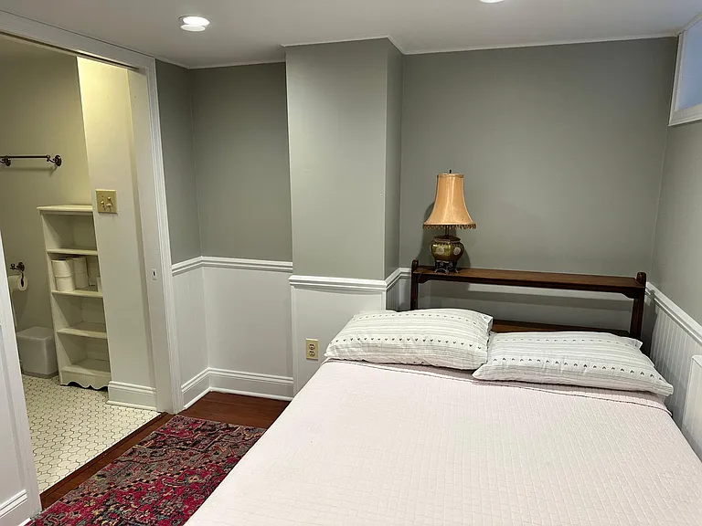 1630 S Charles St #BASEMENT — Photo 8