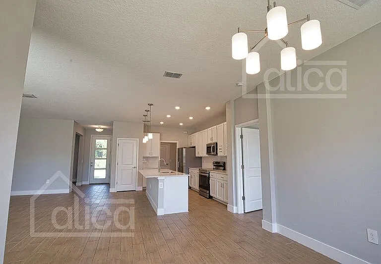 1610 Rada Ln — Photo 16