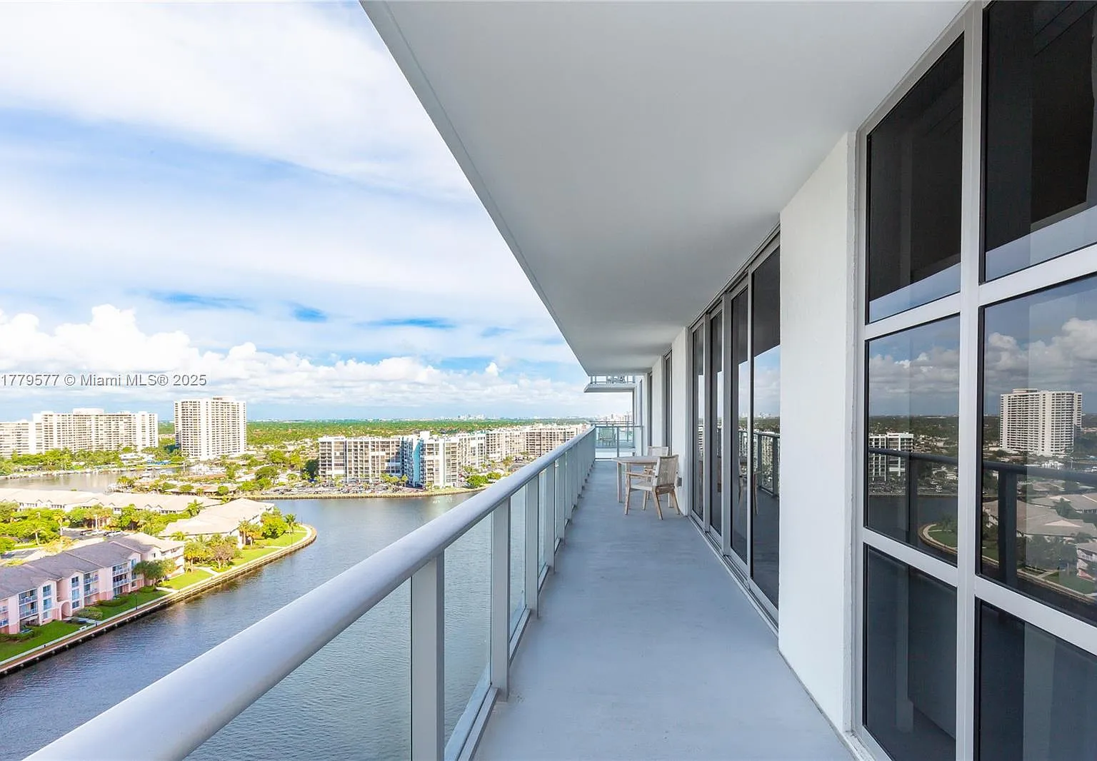 4010 South Ocean Condo — Photo 4