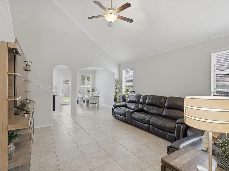 2244 Ivy Wall Dr — Photo 4