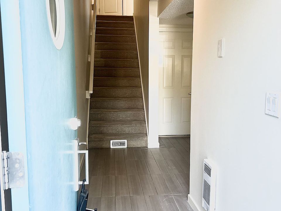 1st image of 363 Walden Dr SE