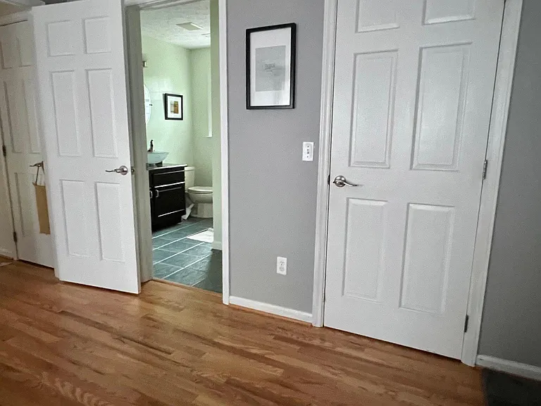 3911 Englewood Ct — Photo 11